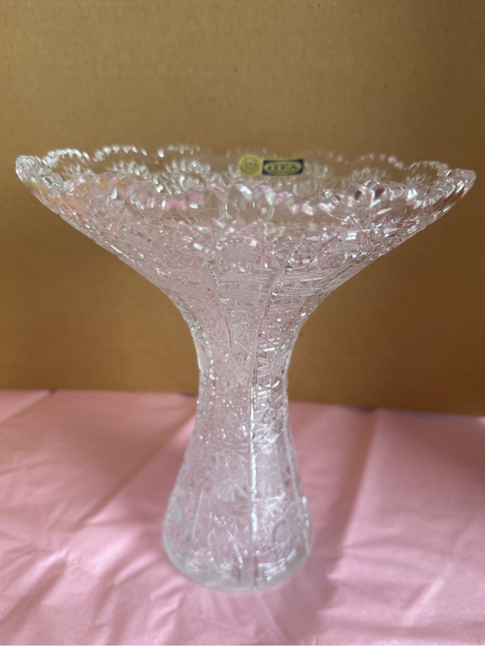 NWT VTG Bohemia Crystal 500PK Trumpet Vase Centrepiece Scalloped Hand Cut Glass